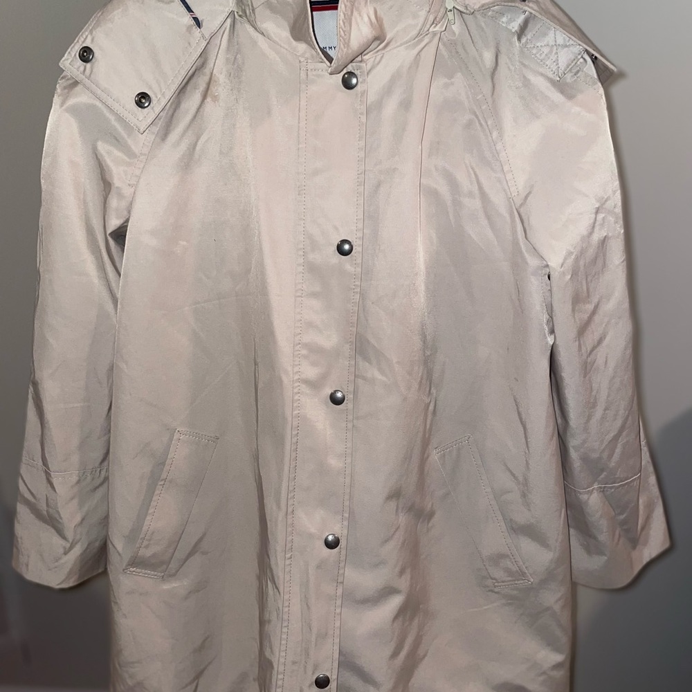 Very cute Tommy rain jacket